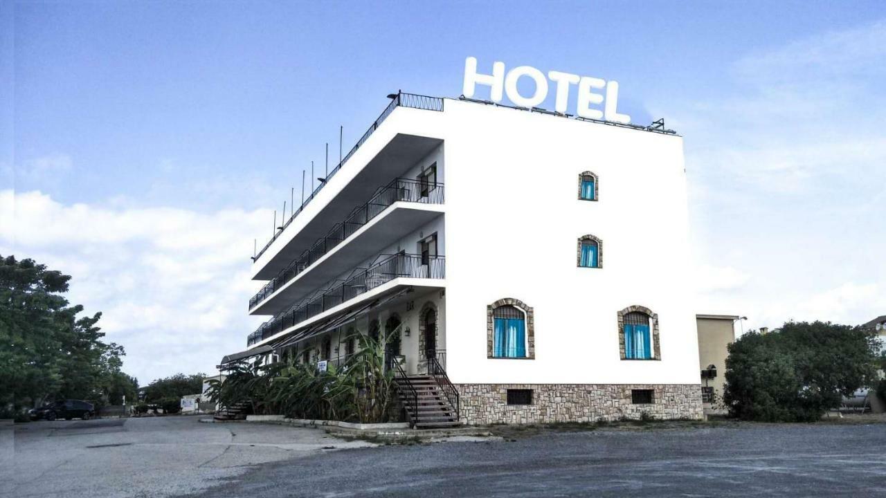 Hotel Nueva Europa Torredembarra Exterior photo